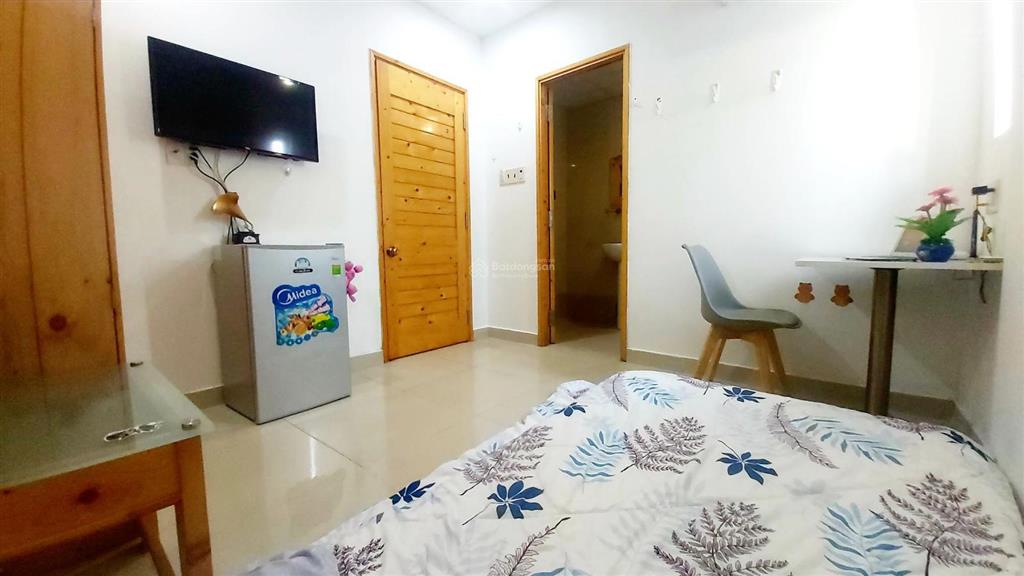 Ngay coopmart nhiêu lộc, ngã 4 trần quang diệu, phòng 25m2 full nt
