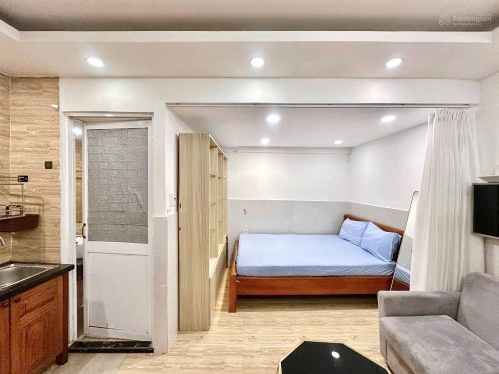 Nhà nguyên căn full nội thất ngay nguyễn thiện thuật, ngã 6 cộng hòa