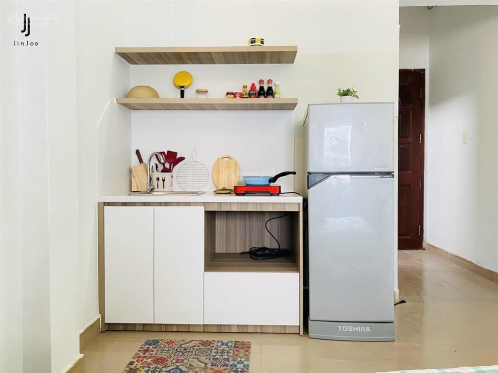 Phòng cao cấp ánh sáng trực tiếp thang máy 3p lotte nguyễn oanh