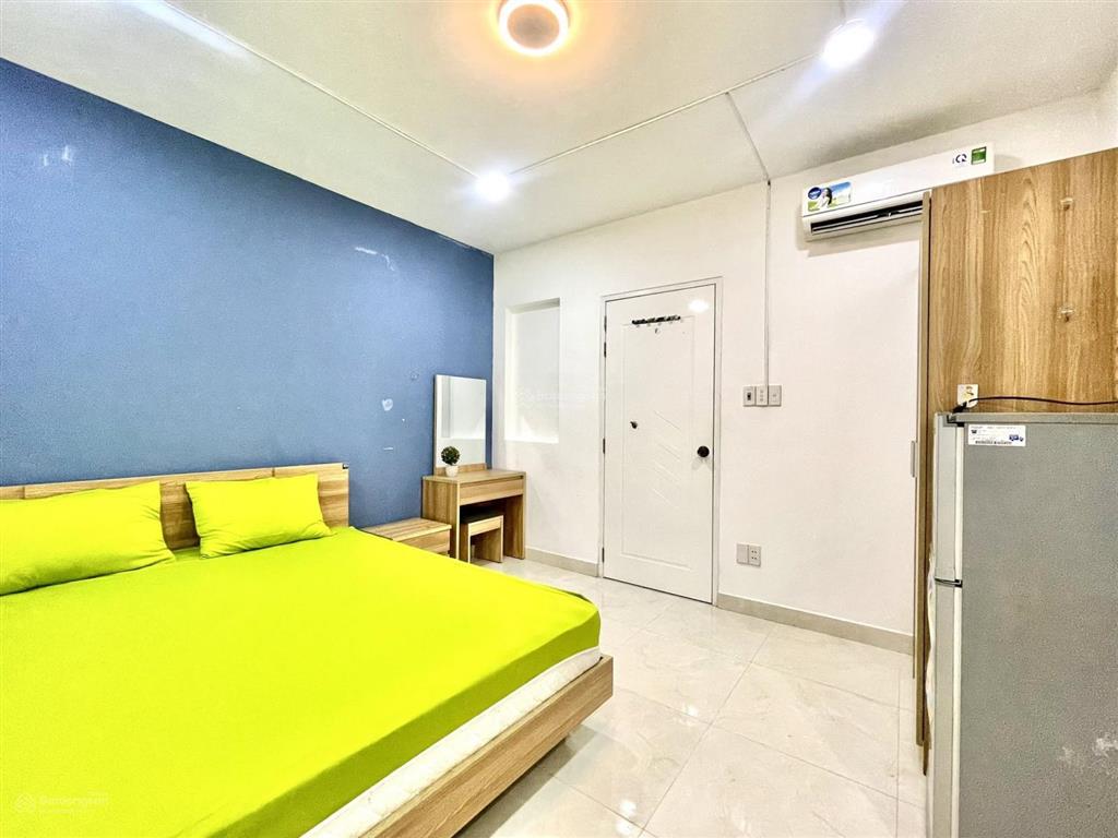 Căn hộ đẹp ban công nguyễn trãi gần nguyễn văn cừ chỉ 5,5 triệu