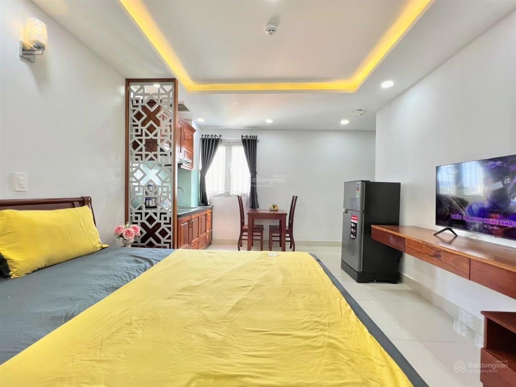 Căn hộ 30m2 thoáng mát an ninh ngay ngã 4 trần quang diệu