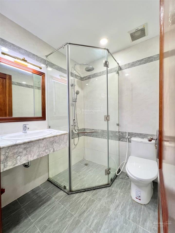 Căn hộ 30m2 thoáng mát an ninh ngay ngã 4 trần quang diệu