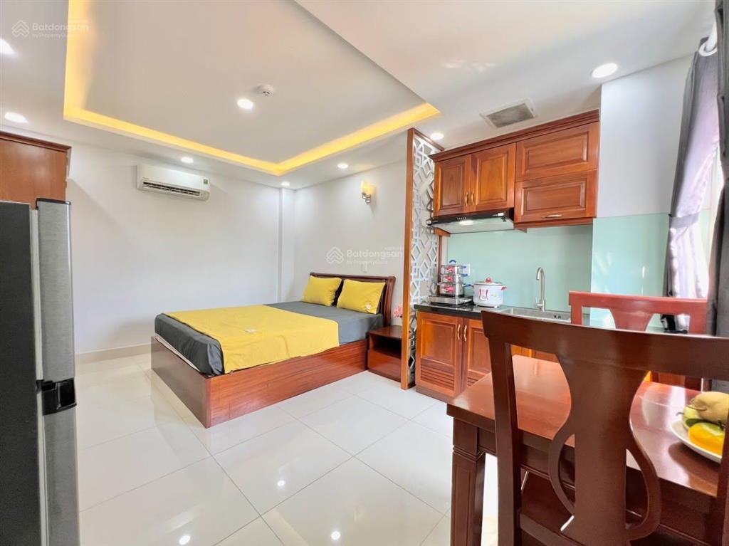 Căn hộ 30m2 thoáng mát an ninh ngay ngã 4 trần quang diệu