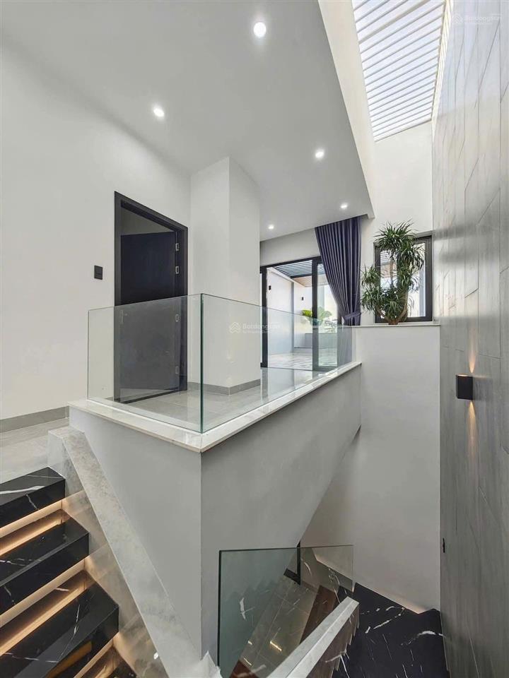 Bán nhà phố xây mới  đường thanh lương 17