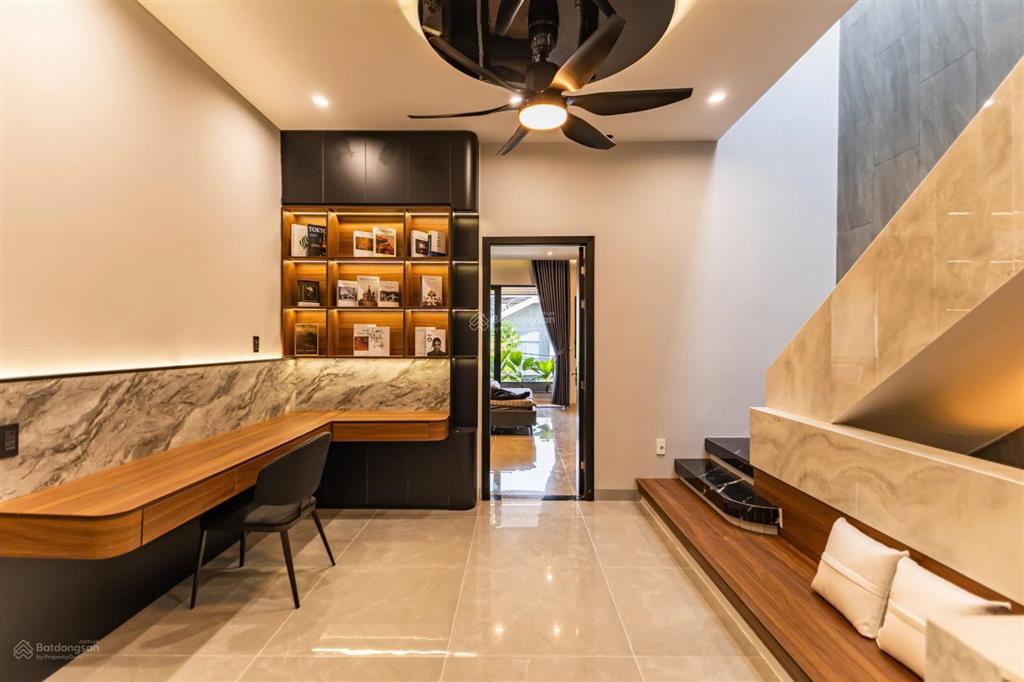 Bán nhà phố xây mới  đường thanh lương 17