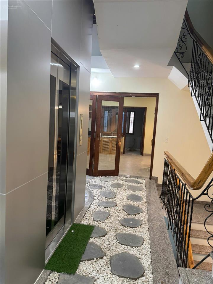 Bán nhanh nhà nguyễn xuân khoát  cách biển mỹ khê 900m