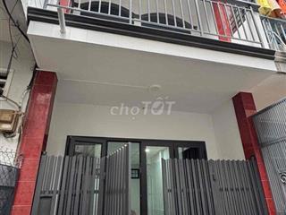 Bán nhà Q10,  đường Nguyễn Duy Dương, ngang 3,5m, pháp lý chuẩn.
