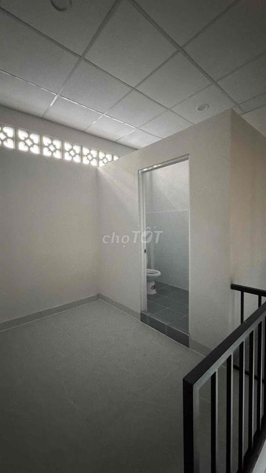 Bán nhà Q10,  đường Nguyễn Duy Dương, ngang 3,5m, pháp lý chuẩn.