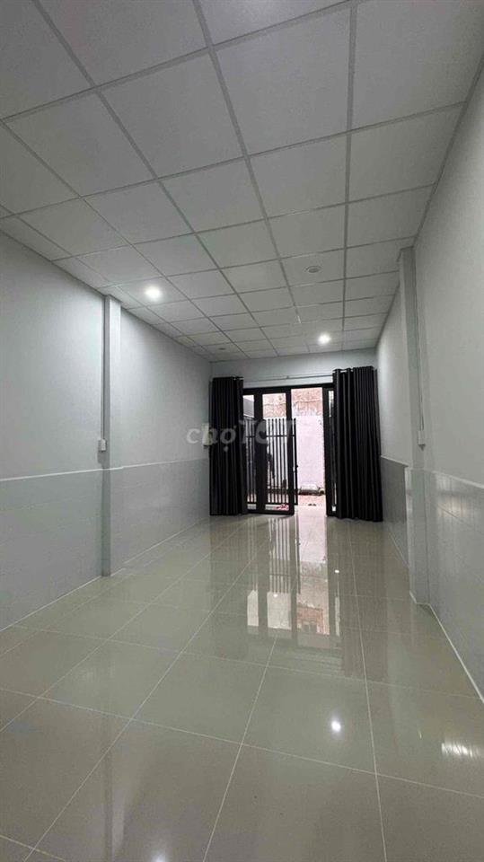 Bán nhà Q10,  đường Nguyễn Duy Dương, ngang 3,5m, pháp lý chuẩn.
