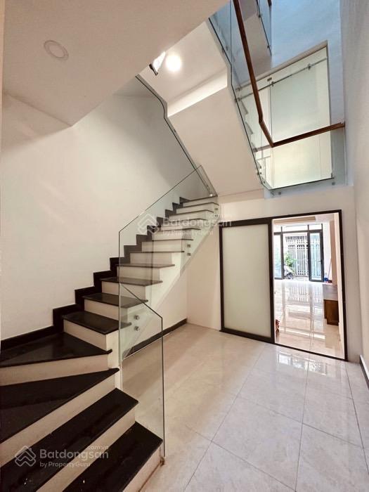 Khu vip phú nhuận  nguyễn trọng tuyển  nguyễn văn trỗi  xe hơi 7 chỗ đỗ cửa