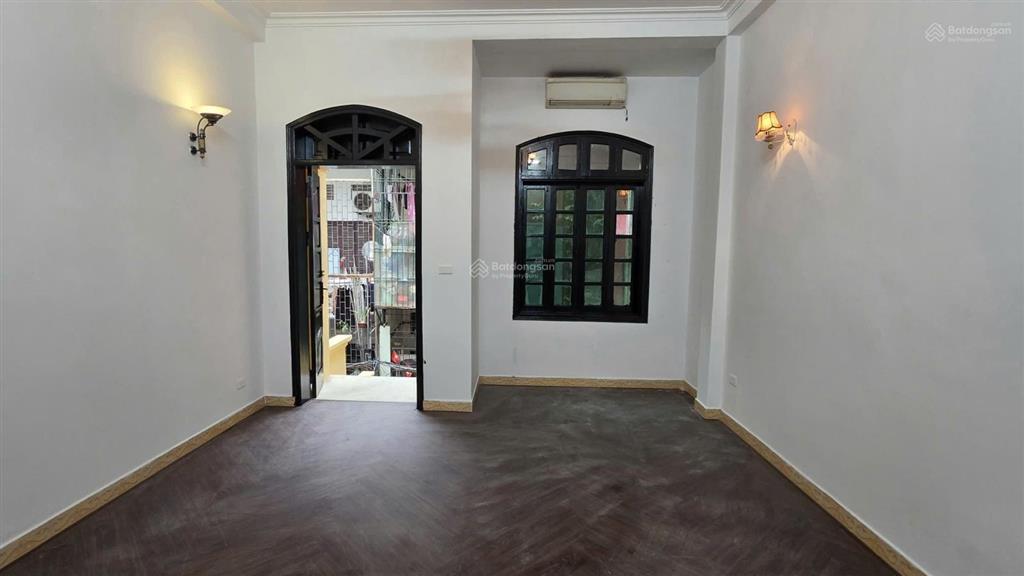 Cho thuê nhà nguyên căn hồng hà thông bạch đằng, diện tích 87,6m², có sân vườn riêng