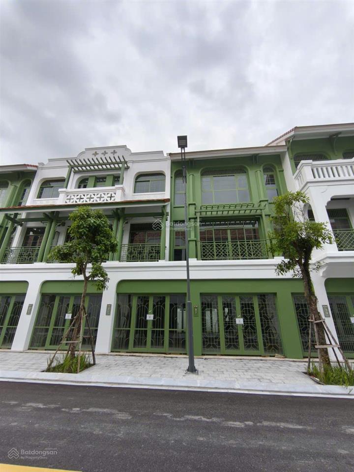 Bán liền kề 4 tầng ở sun urban city, 4,55tỷ, diện tích sử dụng gần 220m2, gần công viên nội khu
