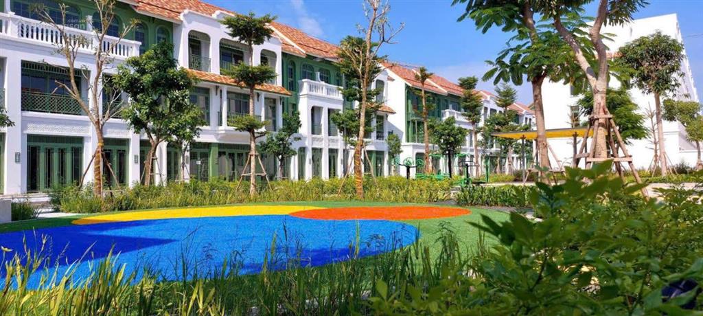 Bán liền kề 4 tầng ở sun urban city, 4,55tỷ, diện tích sử dụng gần 220m2, gần công viên nội khu