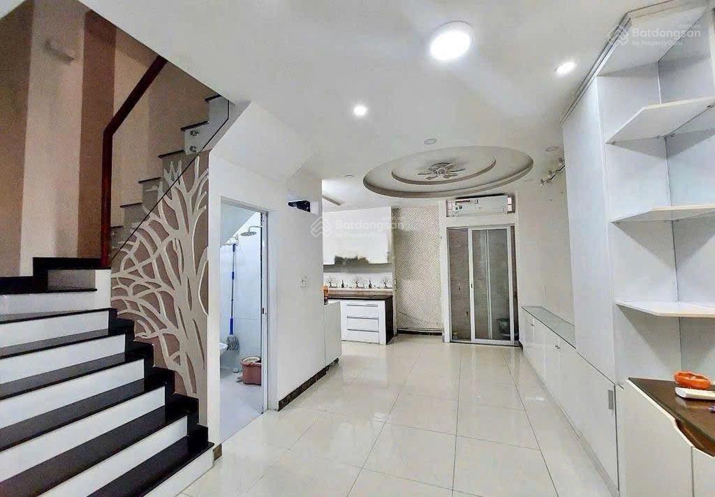 Cho thuê nhà riêng 30 triệu, 60m2, 5pn, 4wc tại hoàng hoa thám, bình thạnh giá cực chất