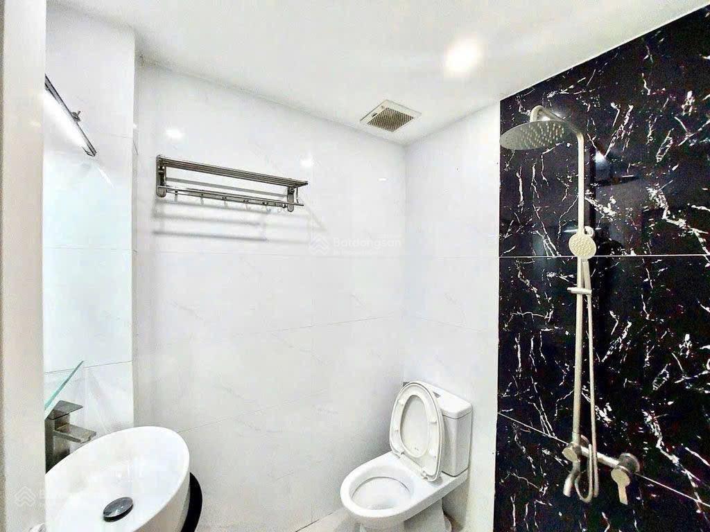 Cho thuê nhà riêng 30 triệu, 60m2, 5pn, 4wc tại hoàng hoa thám, bình thạnh giá cực chất