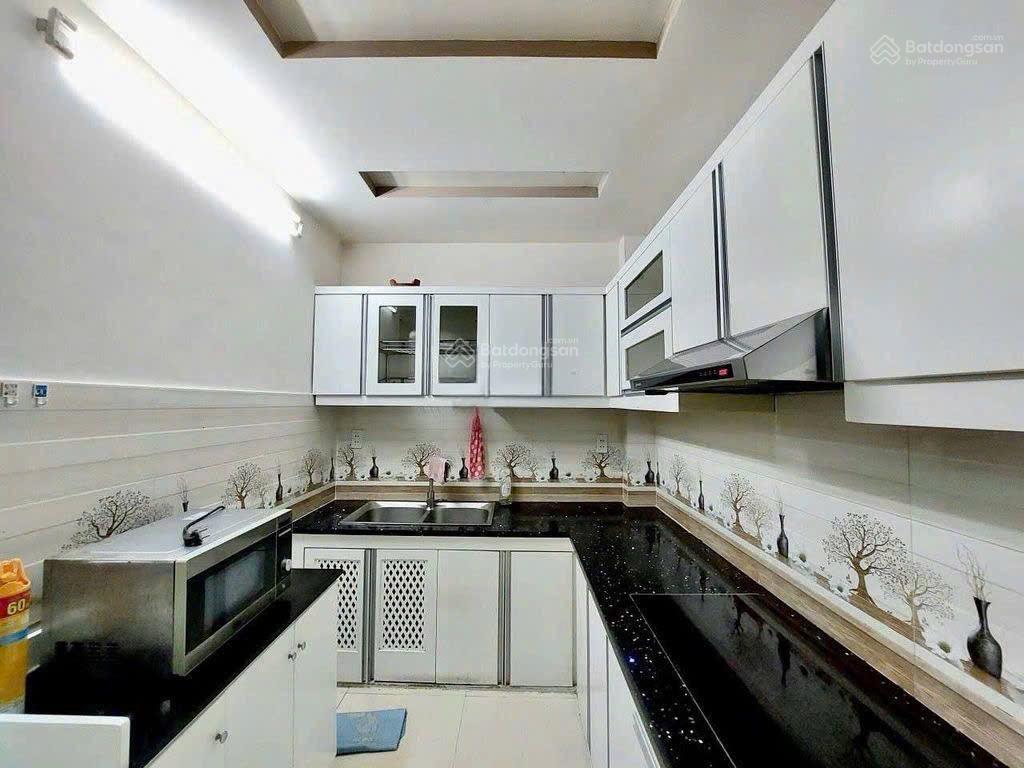 Cho thuê nhà riêng tại nguyễn văn trỗi, 35 triệu, 50m2, 4pn, 5wc, giá ưu đãi