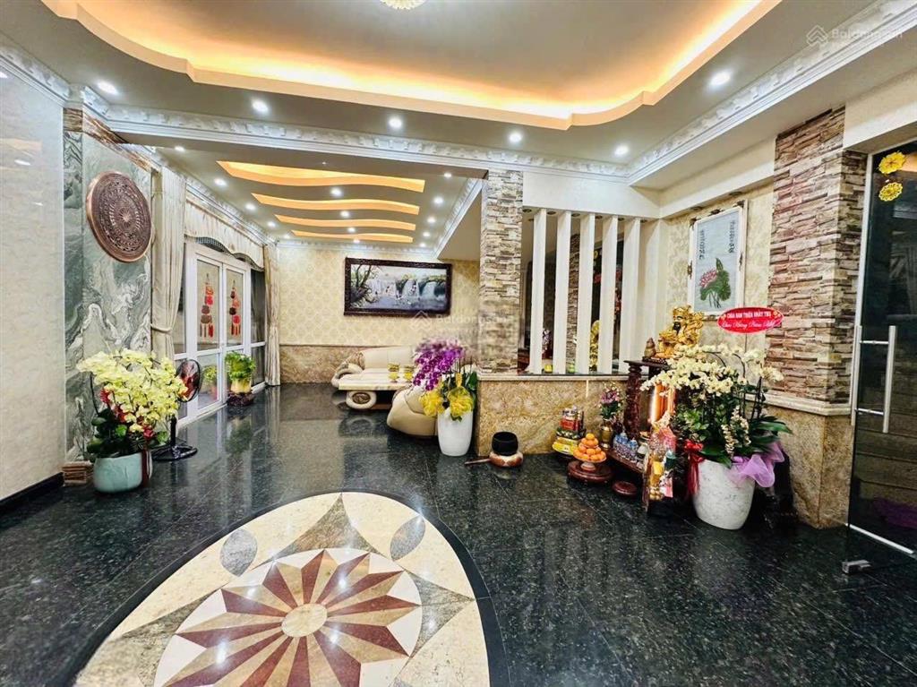 Cho thuê nhà mặt phố trần quang diệu, 13x20m, 260 m2, 6pn, 6wc, chính chủ