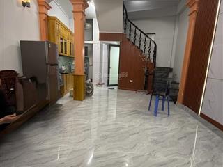 Phố phương mai  5tầng  35m  100m ra ô tô tránh  khe thoáng sau.  0986 665 ***