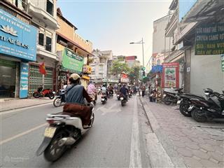 Vương thừa vũ  mặt tiền quyền lực  kinh doanh sầm uất  xây toà văn phòng thì quá khủng