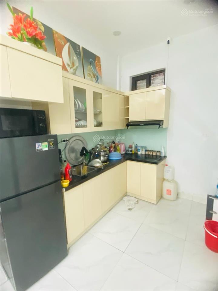 Ngã tư sở  nhà nhỏ xinh  full công năng  thoáng trước sau  sổ đẹp.