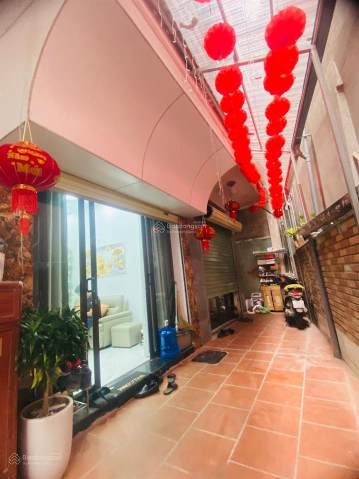 Ngã tư sở  nhà nhỏ xinh  full công năng  thoáng trước sau  sổ đẹp.