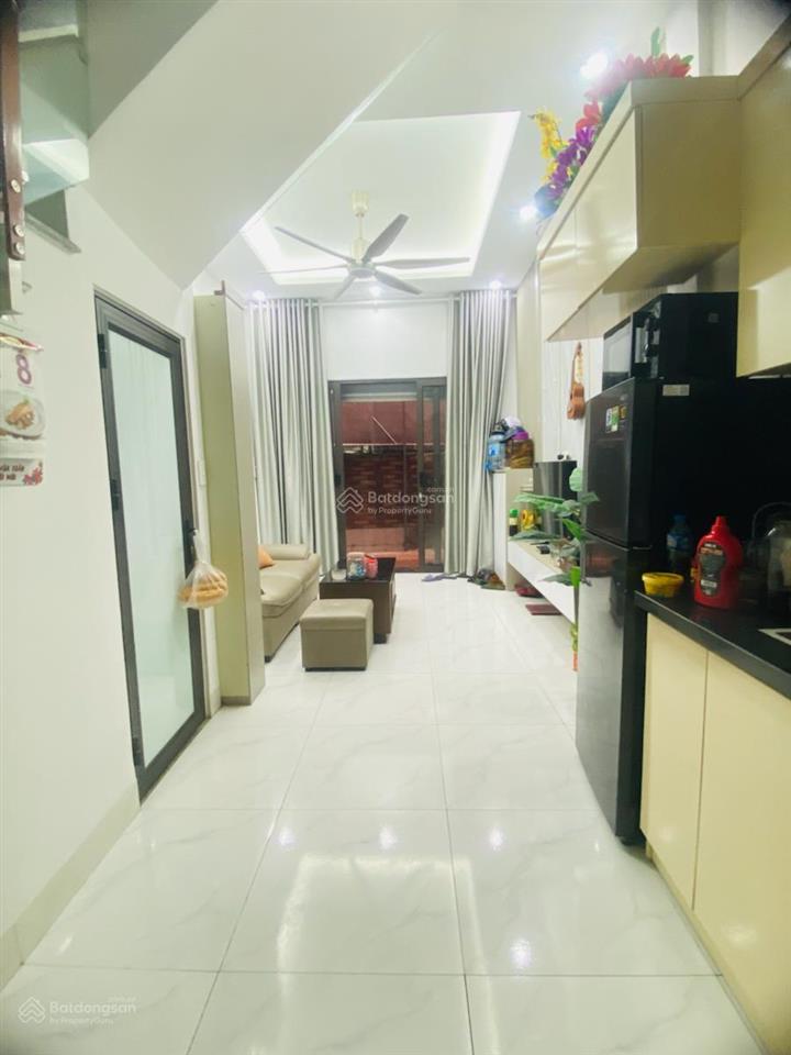 Ngã tư sở  nhà nhỏ xinh  full công năng  thoáng trước sau  sổ đẹp.
