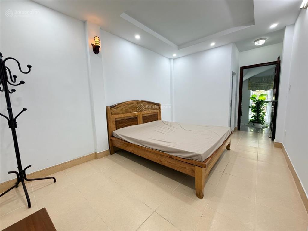 Bán nhà thổ quan  đống đa  nhà đẹp  2 thoáng  6 tầng  full công năng.