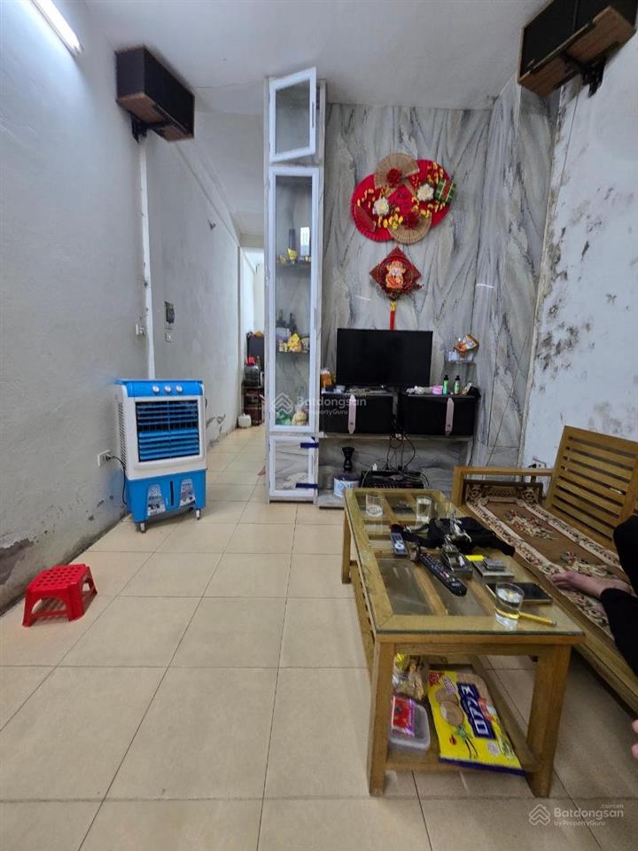 Nhỉnh 6 tỷ  ngõ hồ hố mẻ  đống đa  phân lô  thoáng 02 mặt  ô tô đỗ cửa  ngõ thông tứ tung