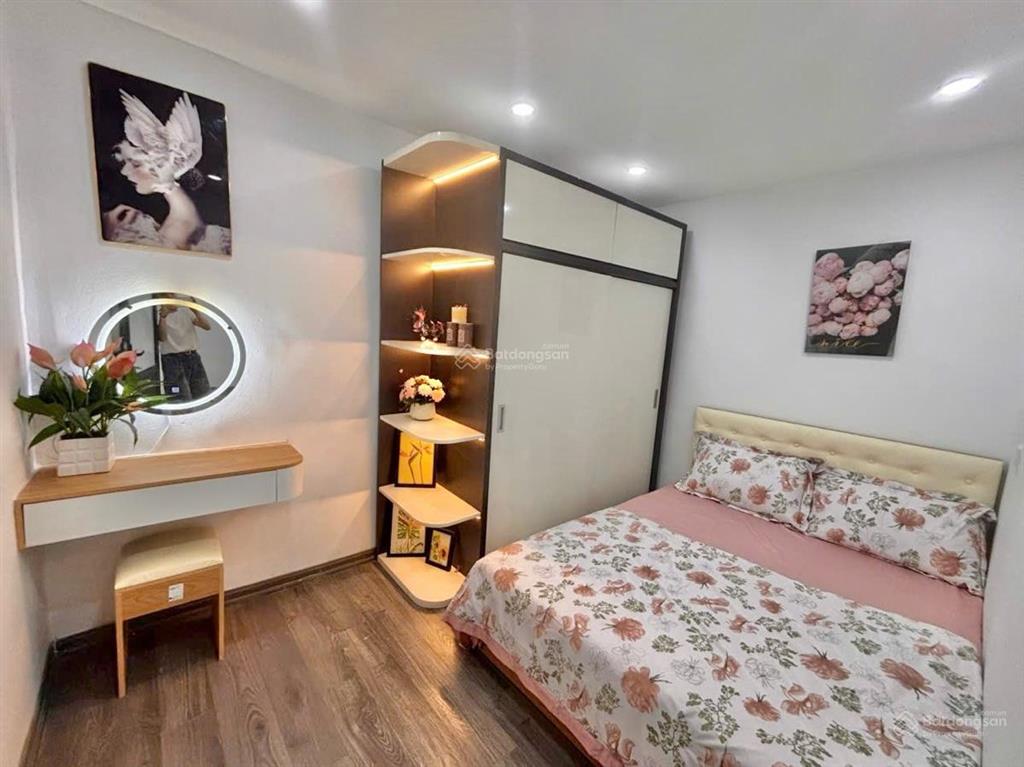 Tập thể vĩnh hồ  căn góc 3 ngủ  đẹp như chung cư  view mặt phố  tặng full nội thất