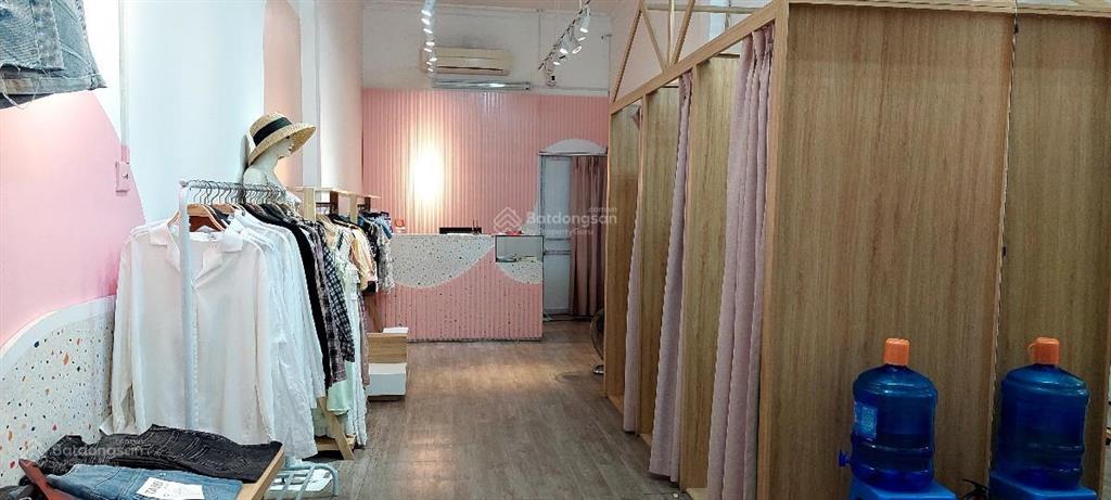 Chùa bộc  mặt phố trung tâm hàng thời trang  hà nội, cho thuê đỉnh.