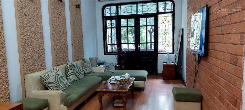 Chùa bộc  mặt phố trung tâm hàng thời trang  hà nội, cho thuê đỉnh.