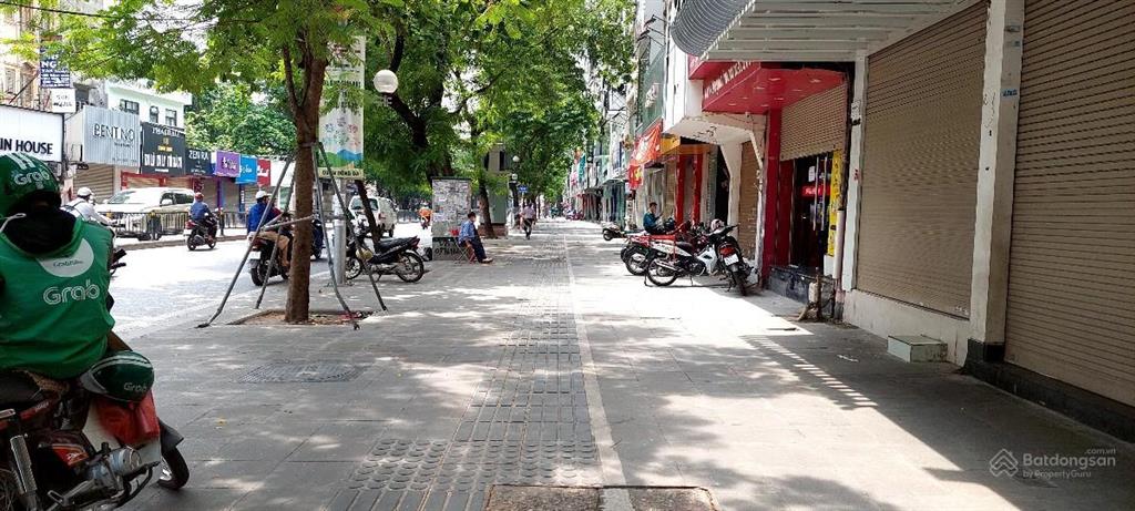 Chùa bộc  mặt phố trung tâm hàng thời trang  hà nội, cho thuê đỉnh.