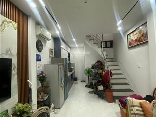 Nhỉnh 3 tỷ  khương trung  thanh xuân  nhà đẹp long lanh, vuông đét, nở hậu. 10m ra mặt ngõ