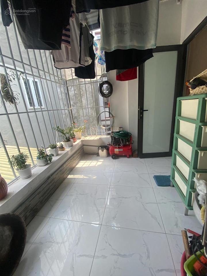 Nhỉnh 3 tỷ  khương trung  thanh xuân  nhà đẹp long lanh, vuông đét, nở hậu. 10m ra mặt ngõ