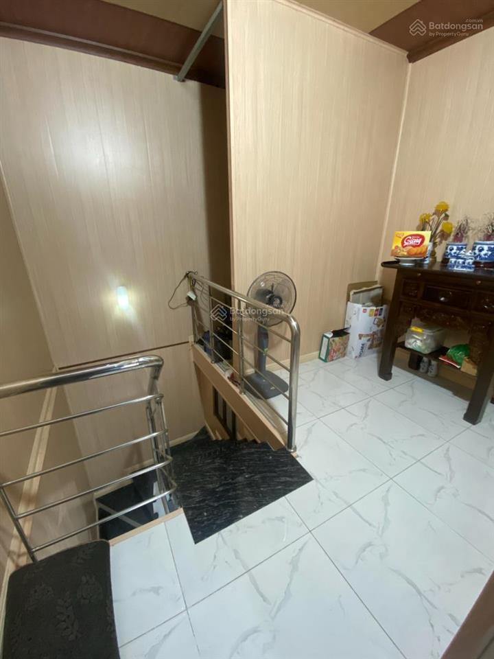 Nhỉnh 3 tỷ  khương trung  thanh xuân  nhà đẹp long lanh, vuông đét, nở hậu. 10m ra mặt ngõ