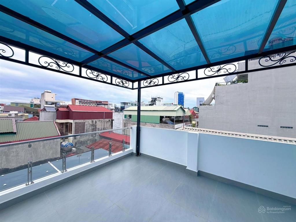 Nhà mới đẹp đường láng  láng hạ  thiết kế đẹp ở ngay  full nội thất  chỉ việc xách valy về ở.