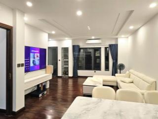Trung liệt  nhà mặt ngõ 3 gác  ô tô đỗ cửa, vào nhà  ngõ thông king doanh  thoáng trước sau.