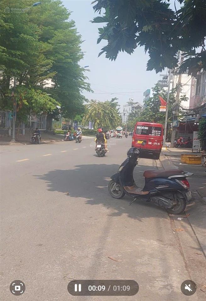 Bán gấp nhà mặt tiền đối diện emart phan huy ích