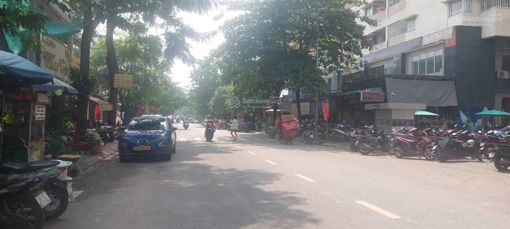 Bán gấp nhà mặt tiền đối diện emart phan huy ích