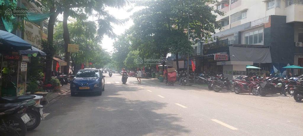 Bán gấp nhà mặt tiền đối diện emart phan huy ích