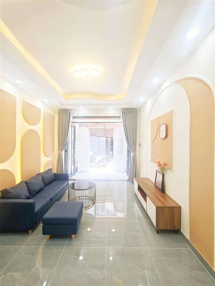 Bán nhà hxh phan văn trị phường 10 dt 4*20m giá 9.9 tỷ