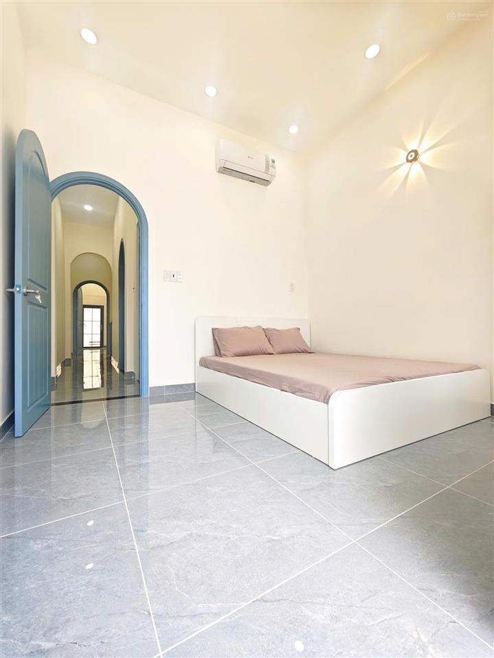 Bán nhà hxh phan văn trị phường 10 dt 4*20m giá 9.9 tỷ
