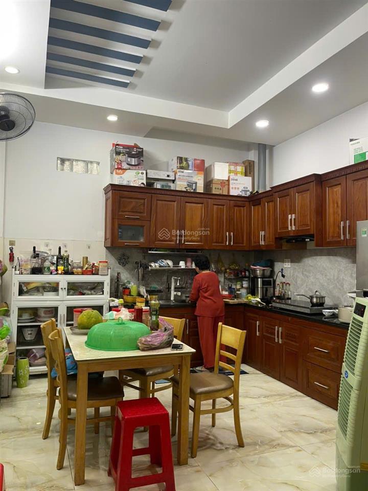 Bán gấp nhà hxh 8m lê đức thọ quận gò vấp