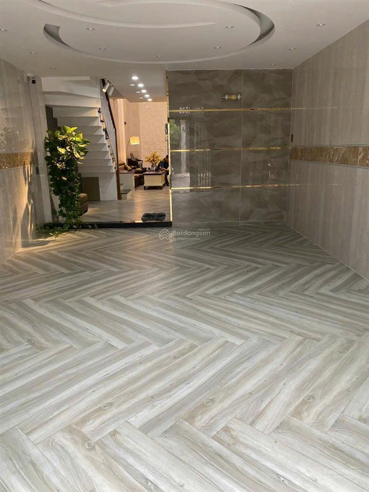 Bán nhà mới xây hxh quang trung