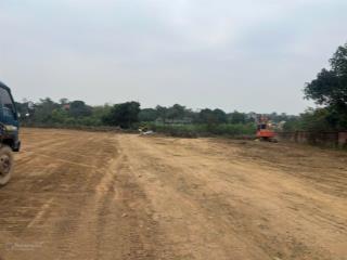 Hơn 700 tr có lô đất 100m2 phun đất ở mặt tiền 5m đường thông ô tô chạy vòng quanh khu dân