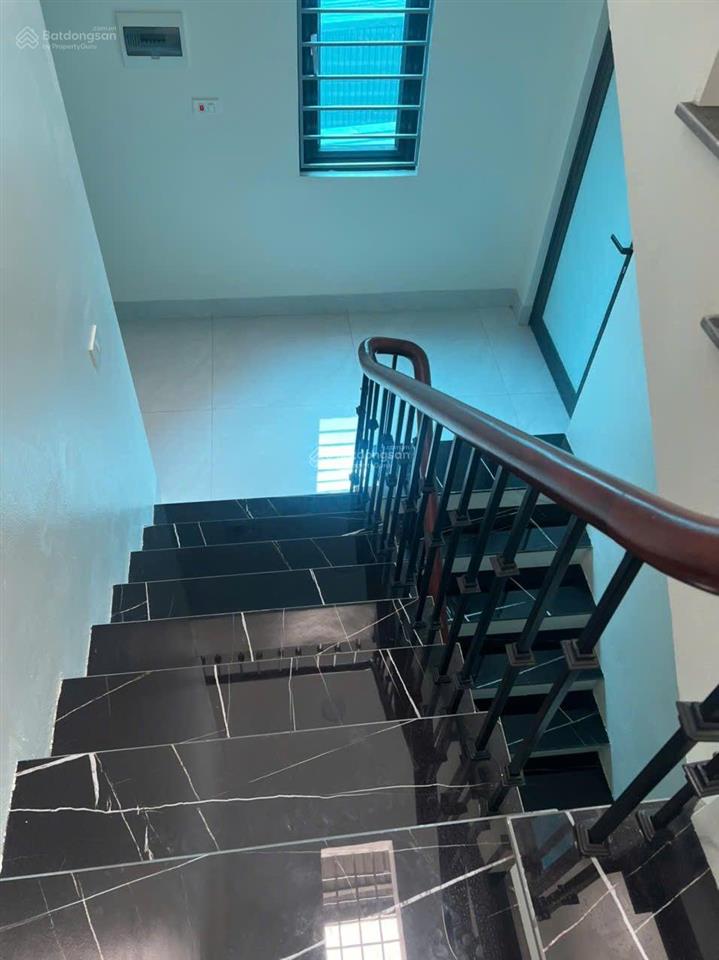 Cần bán nhà 4 tầng dvu tân tây đô