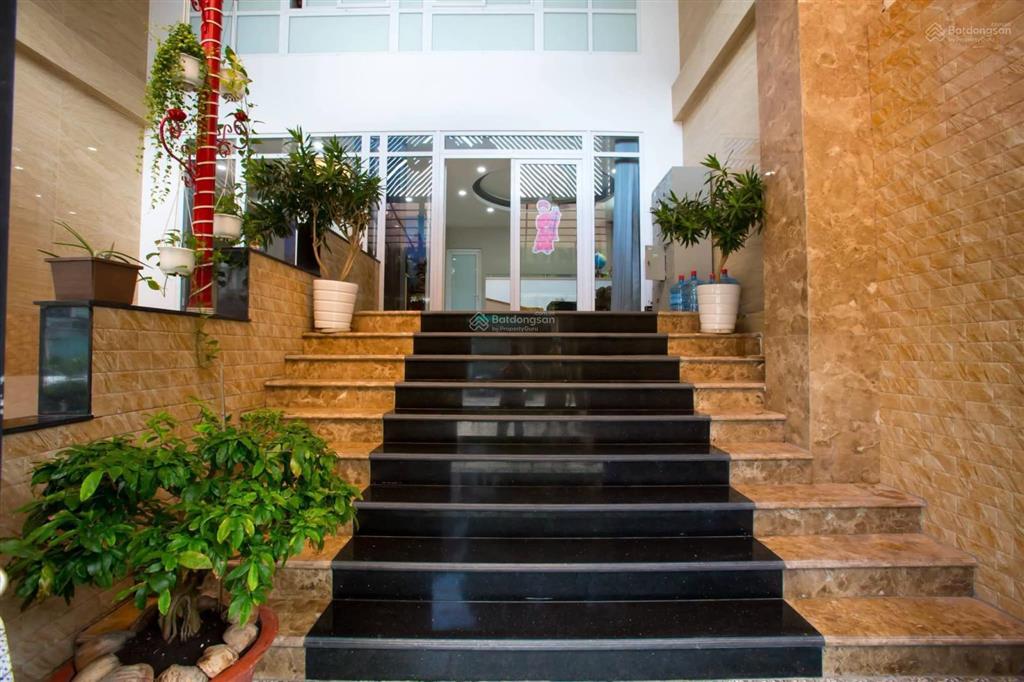 Bán nhà riêng khu vực q. 7 tp. hcm