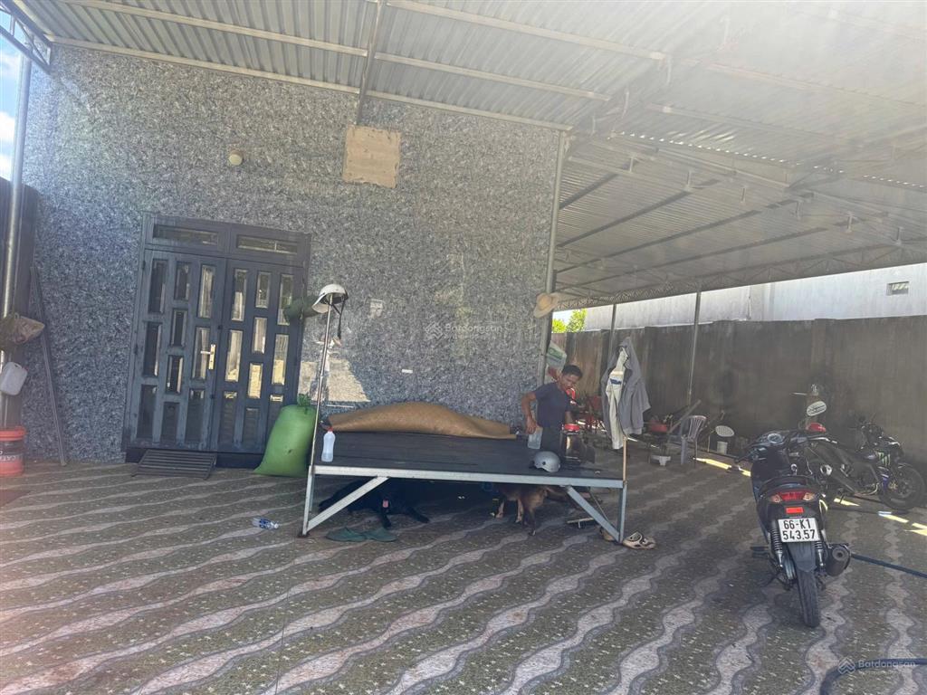 Bán nhà mặt phố tại đường 765, thị trấn đất đỏ, 4tỷ, 524m2