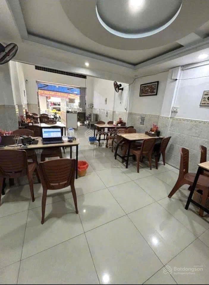 Chính chủ bán gấp nhà ngay chợ đệm  4x20m  sổ hồng riêng