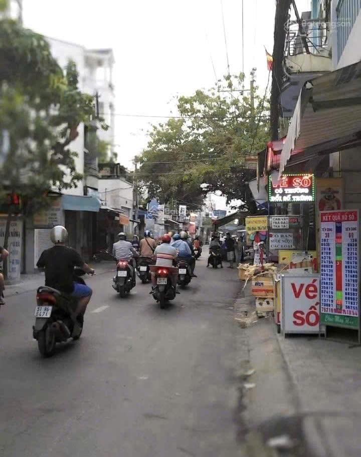 Chính chủ bán gấp nhà ngay chợ đệm  4x20m  sổ hồng riêng